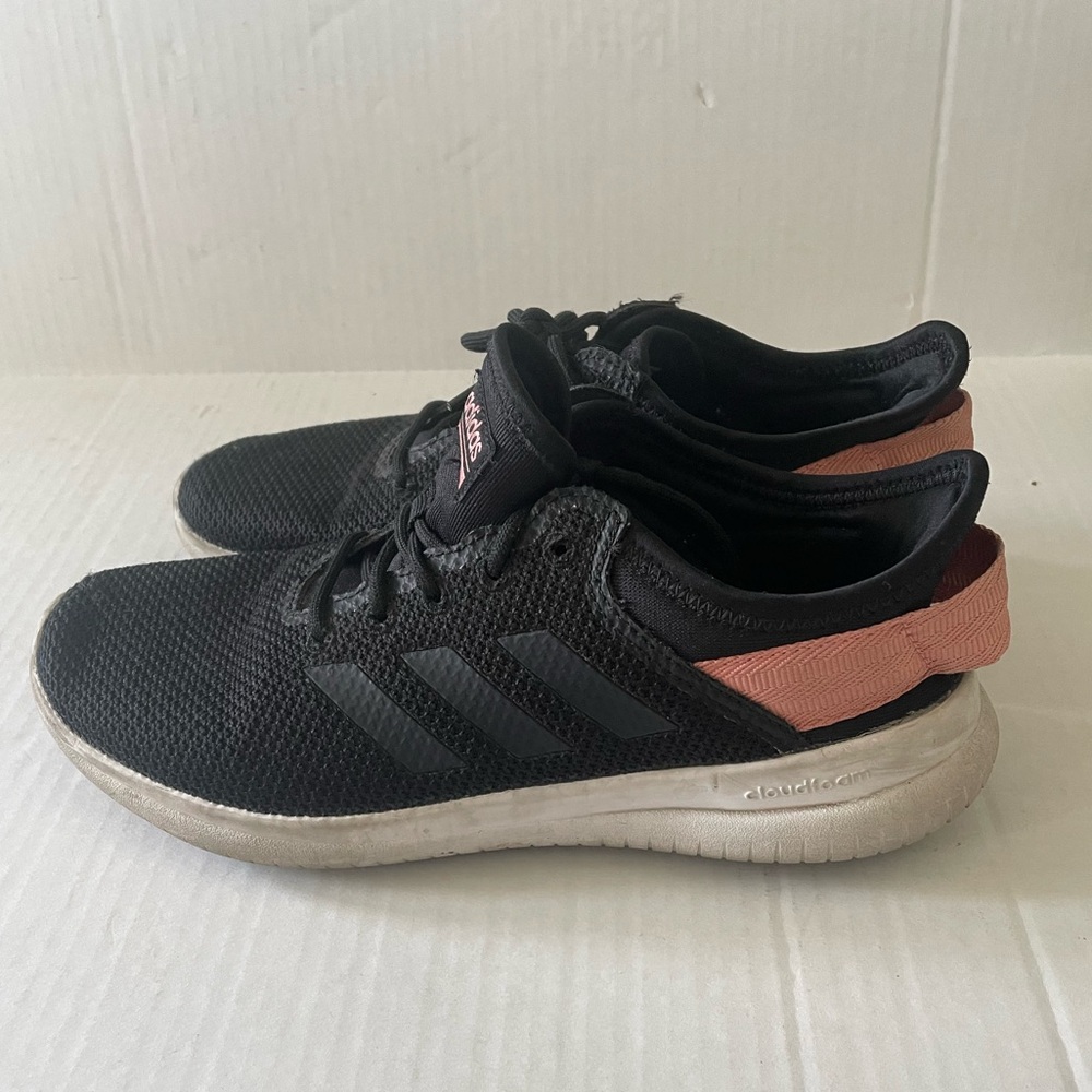 Adidas a Cloudfoam Sneakers